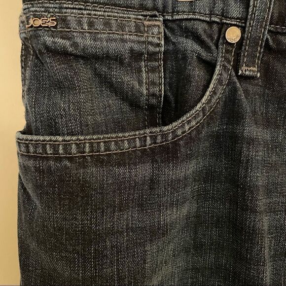 Joe’s Jeans dark wash rebel size 34 distressed hem - Picture 4 of 8